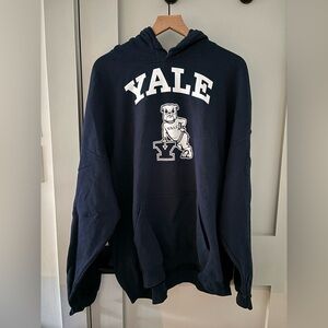 Yale hoodie